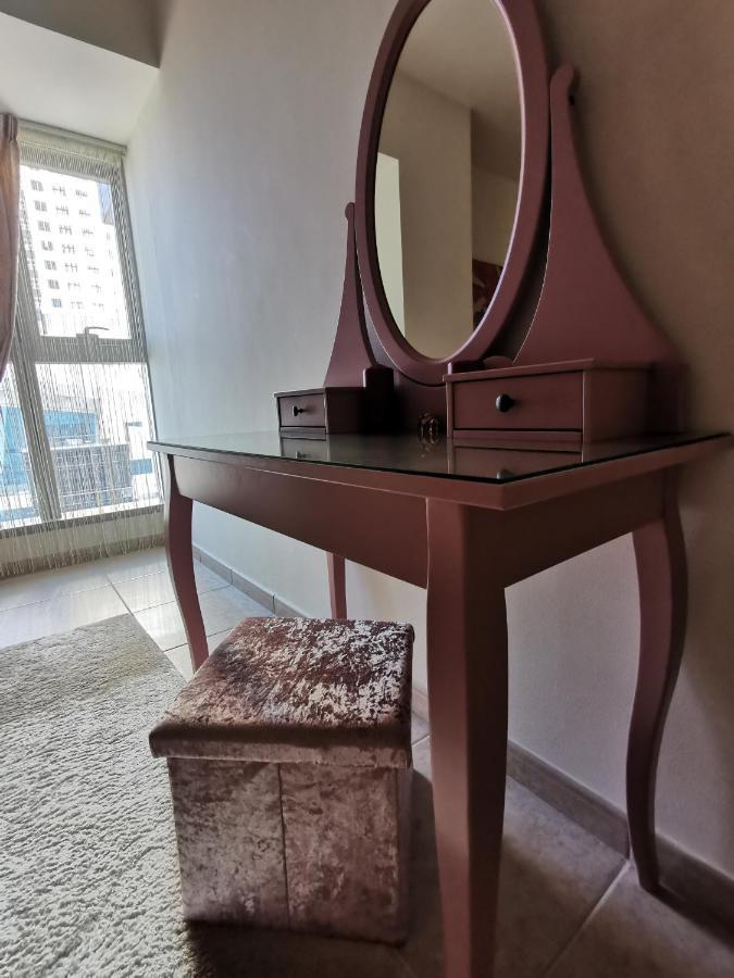 ドバイSerenity 3Br Palm View In Marinaアパートメント エクステリア 写真